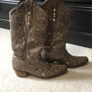 Corral woman’s cowboy boots size 8